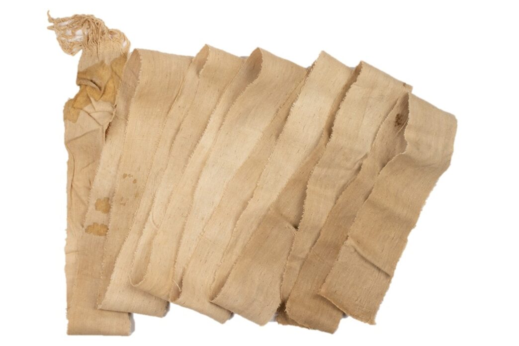 Mummy wrapping ribbon